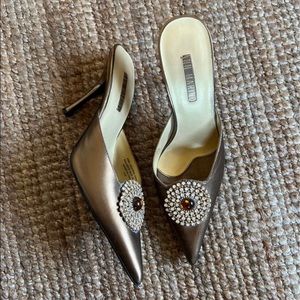 Ann Marino stiletto mules shoes sequins gold leather